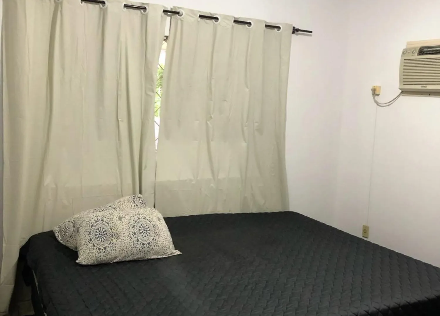 Guest house Quartos A 50 Metros Da Praia Itapema Brazil